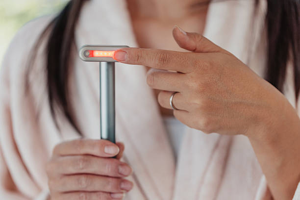 How to Use a LED Face Wand